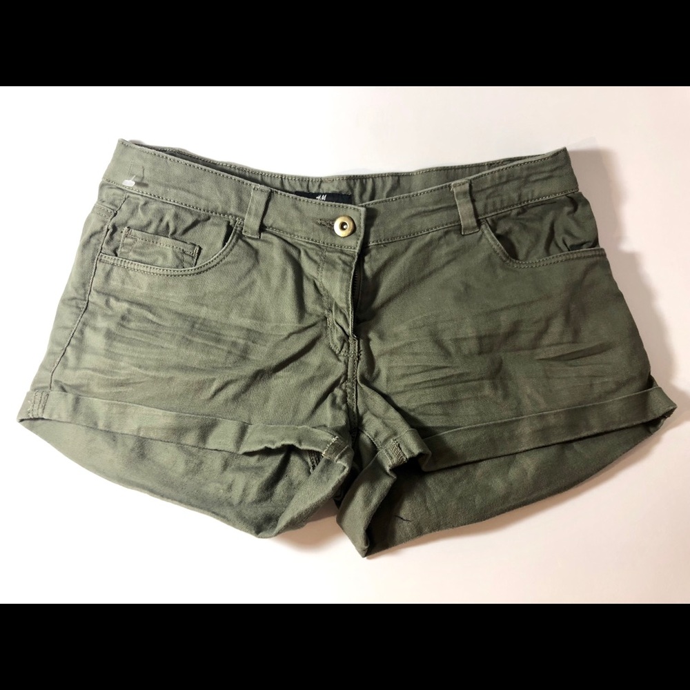 H&M Military Green SHORTS